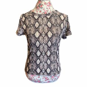 🔴 CLEARANCE   Aqua Snake Print Stretch Top
